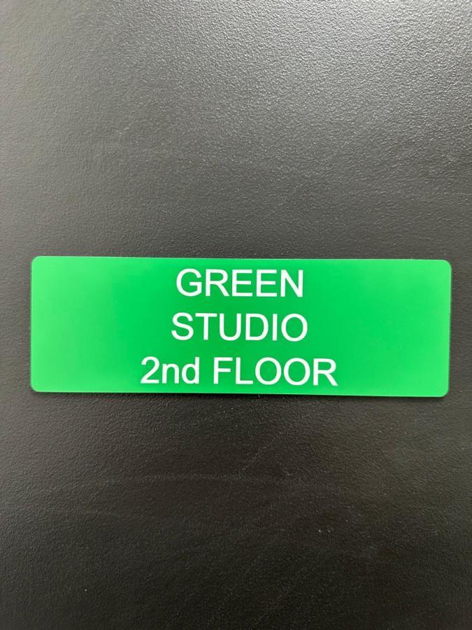 Green&Purple Studio 24-24 Access Bois-Colombes Exterior photo