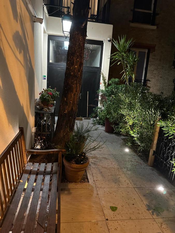Green&Purple Studio 24-24 Access Bois-Colombes Exterior photo